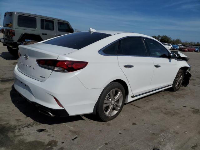 Photo 2 VIN: 5NPE34AF0KH758921 - HYUNDAI SONATA LIM 