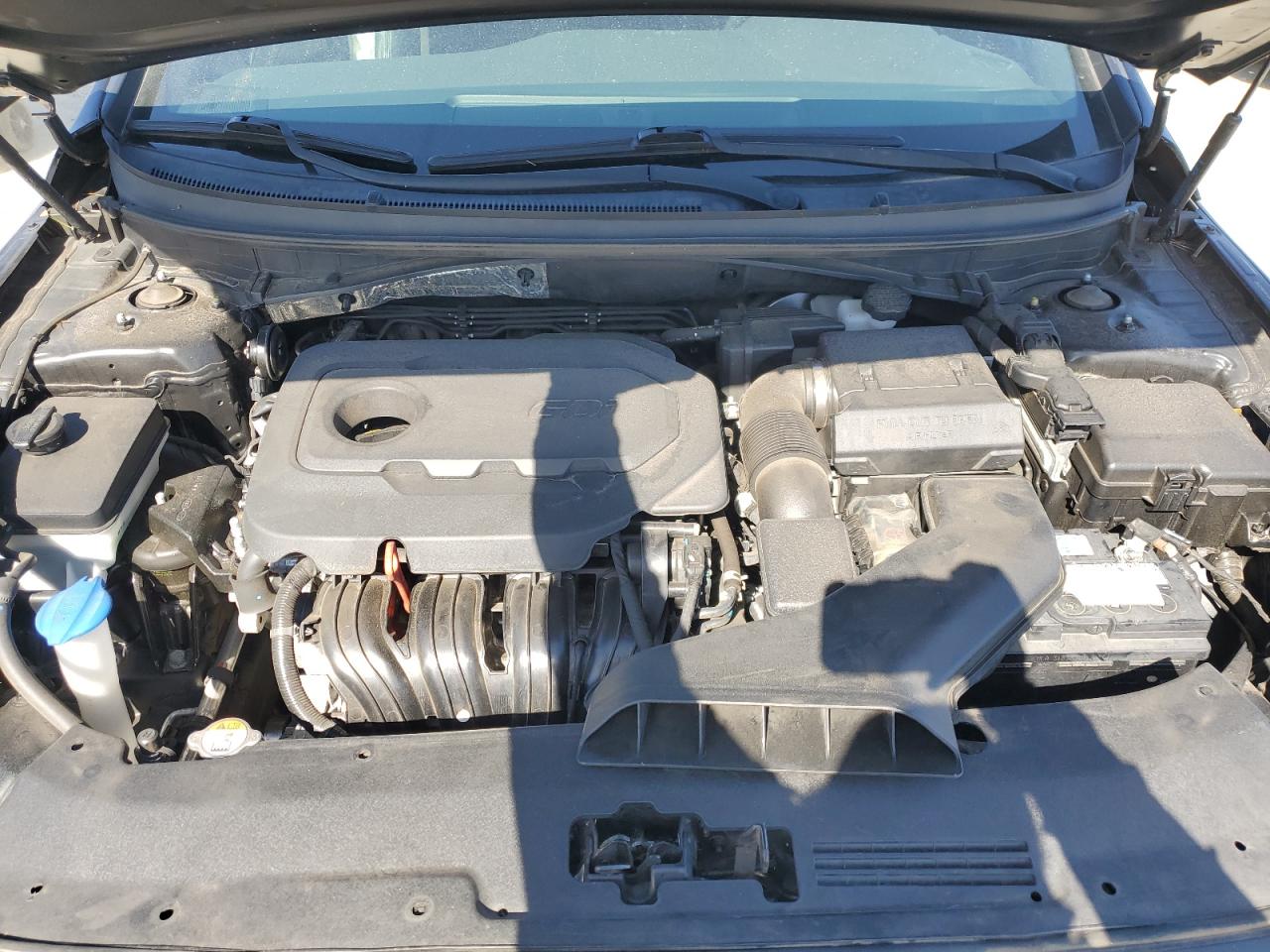 Photo 10 VIN: 5NPE34AF0KH761902 - HYUNDAI SONATA 