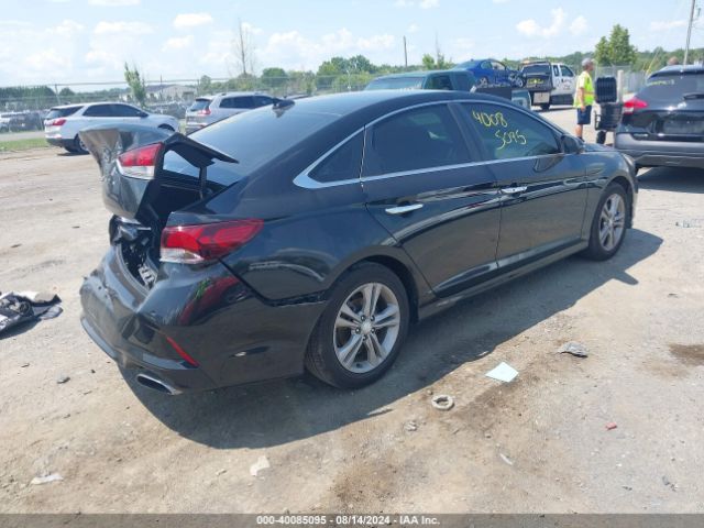 Photo 3 VIN: 5NPE34AF0KH763651 - HYUNDAI SONATA 