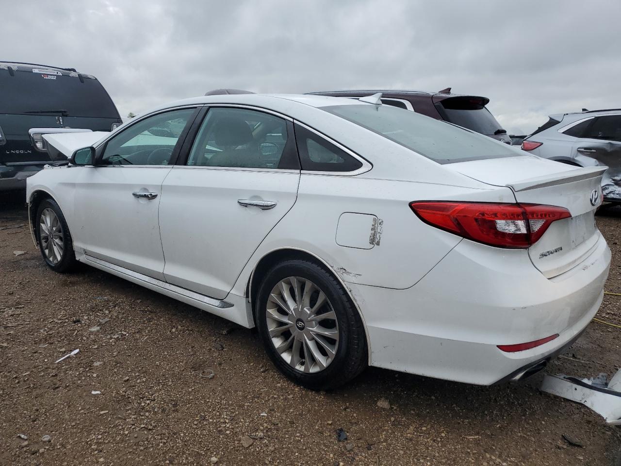 Photo 1 VIN: 5NPE34AF1FH016887 - HYUNDAI SONATA 