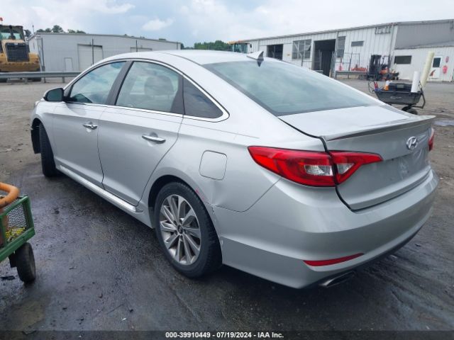 Photo 2 VIN: 5NPE34AF1FH057424 - HYUNDAI SONATA 