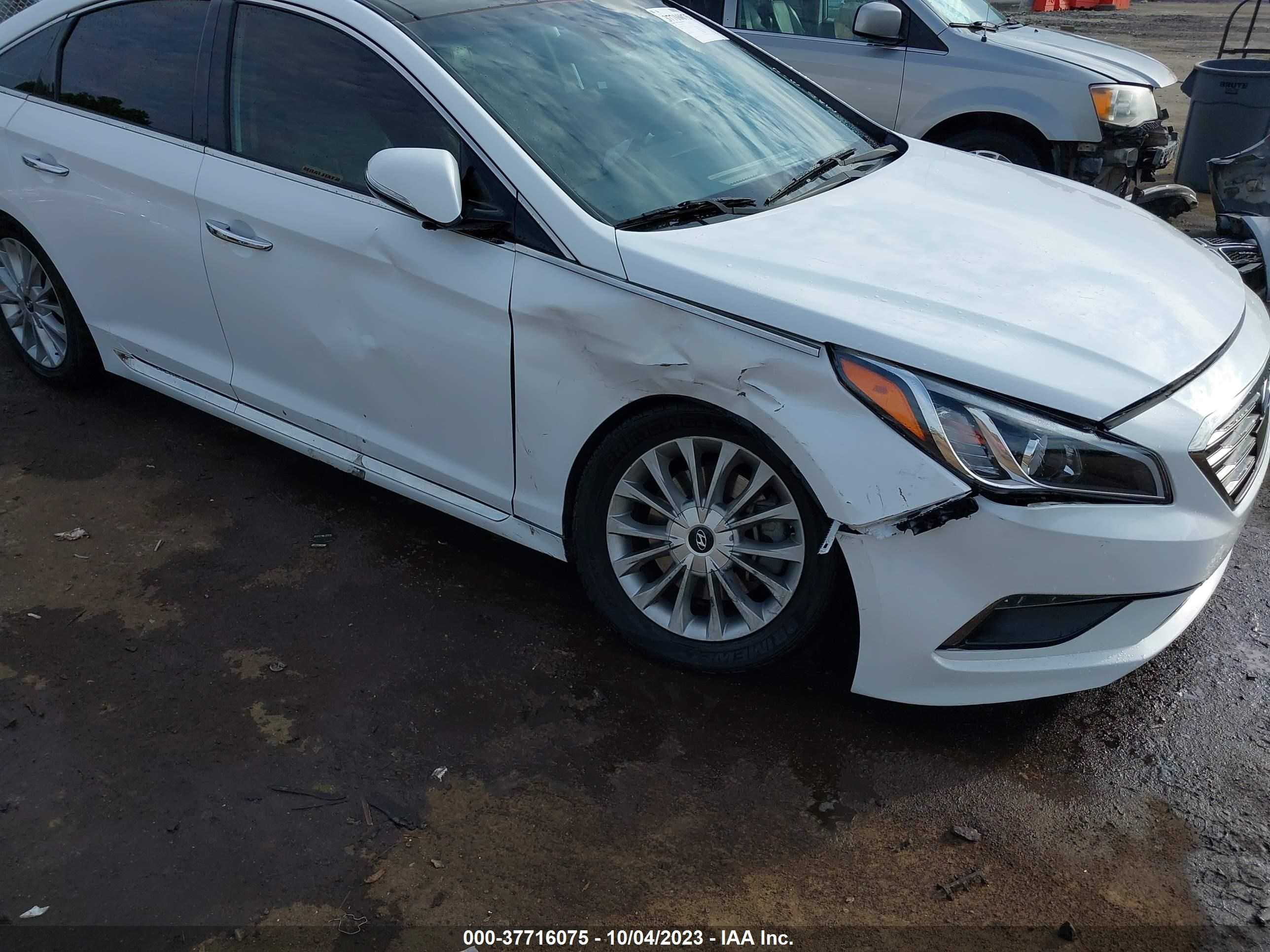 Photo 5 VIN: 5NPE34AF1FH105245 - HYUNDAI SONATA 