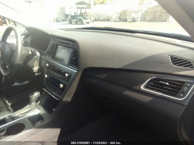 Photo 4 VIN: 5NPE34AF1FH136754 - HYUNDAI SONATA 