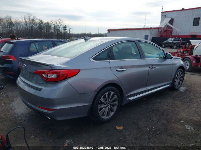 Photo 3 VIN: 5NPE34AF1FH146314 - HYUNDAI SONATA 