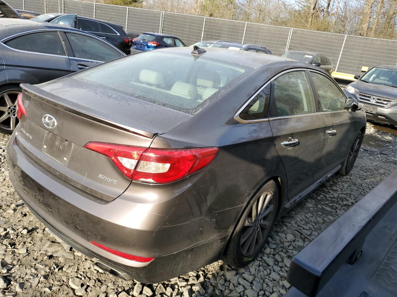 Photo 2 VIN: 5NPE34AF1FH259440 - HYUNDAI SONATA 