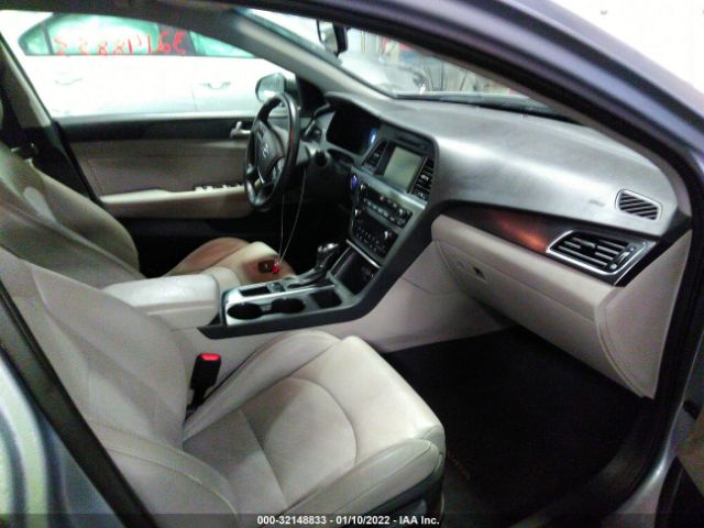 Photo 4 VIN: 5NPE34AF1GH322487 - HYUNDAI SONATA 