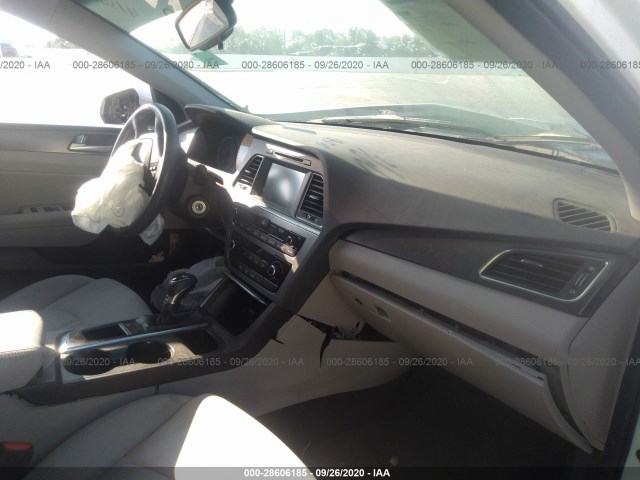 Photo 4 VIN: 5NPE34AF1GH326362 - HYUNDAI SONATA 