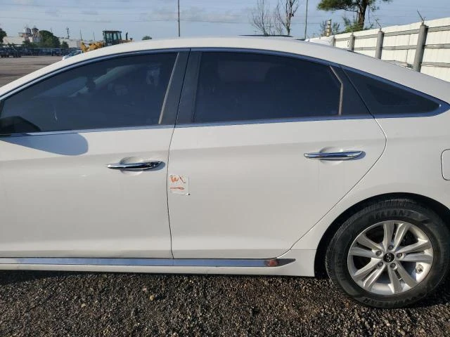 Photo 11 VIN: 5NPE34AF1GH328385 - HYUNDAI SONATA SPO 