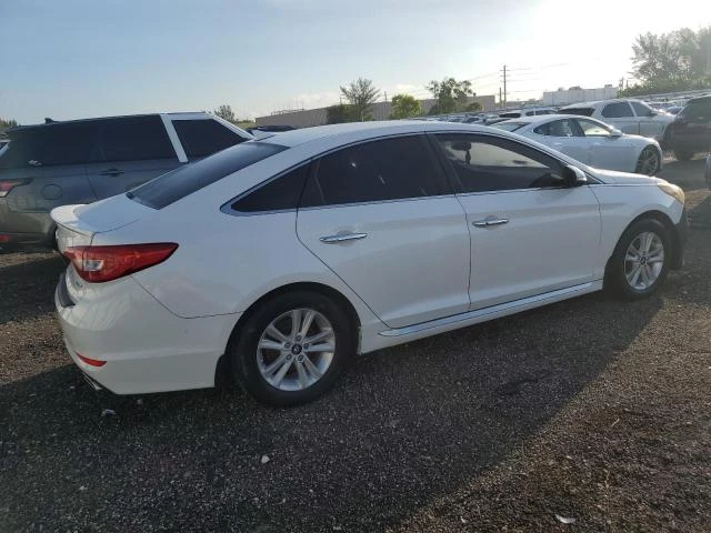 Photo 2 VIN: 5NPE34AF1GH328385 - HYUNDAI SONATA SPO 