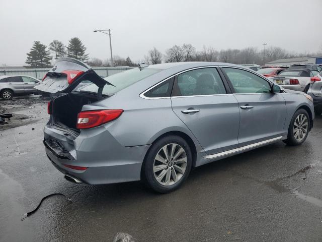 Photo 2 VIN: 5NPE34AF1GH335935 - HYUNDAI SONATA 