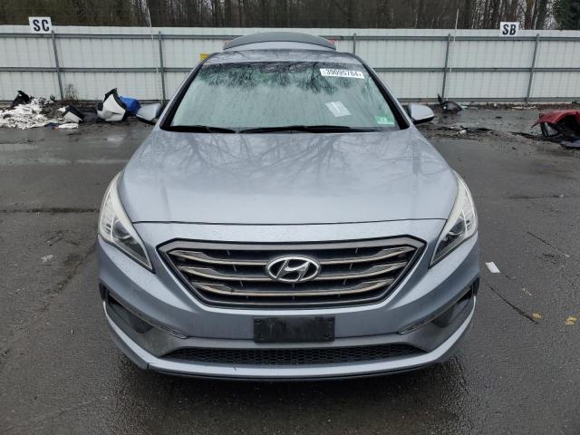 Photo 4 VIN: 5NPE34AF1GH335935 - HYUNDAI SONATA 