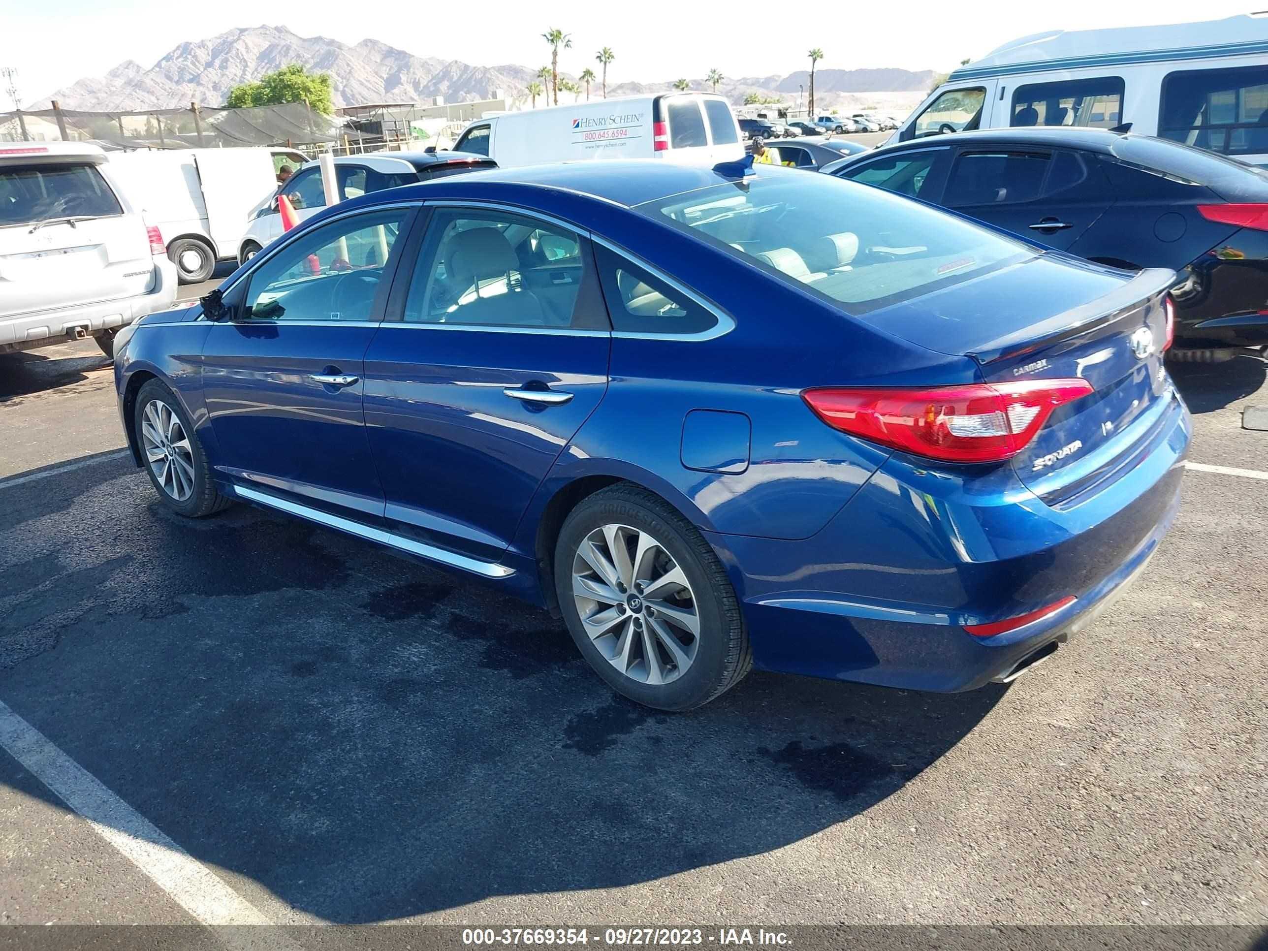 Photo 2 VIN: 5NPE34AF1GH433508 - HYUNDAI SONATA 