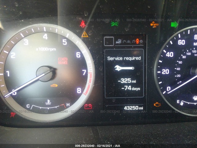 Photo 6 VIN: 5NPE34AF1HH455509 - HYUNDAI SONATA 