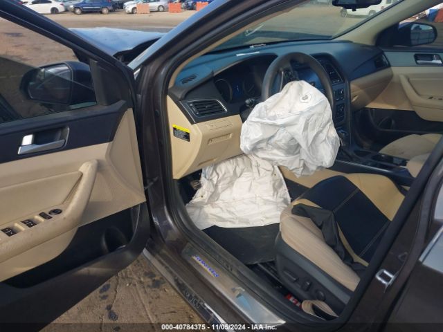 Photo 4 VIN: 5NPE34AF1HH463352 - HYUNDAI SONATA 