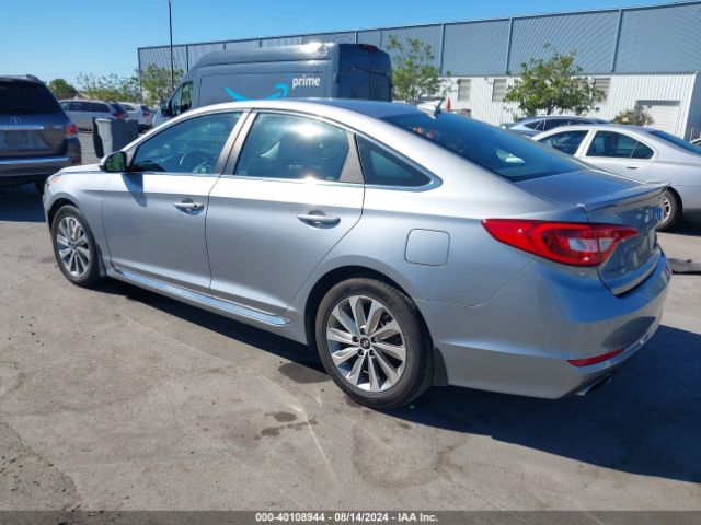 Photo 2 VIN: 5NPE34AF1HH495637 - HYUNDAI SONATA 