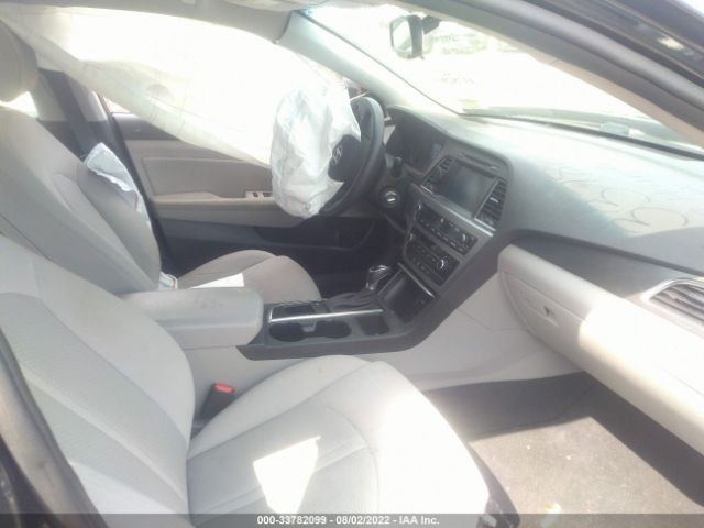 Photo 4 VIN: 5NPE34AF1HH547400 - HYUNDAI SONATA 