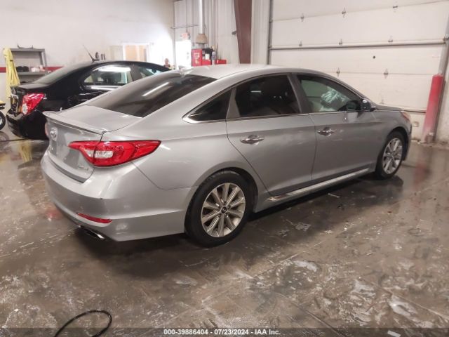 Photo 3 VIN: 5NPE34AF1HH553150 - HYUNDAI SONATA 