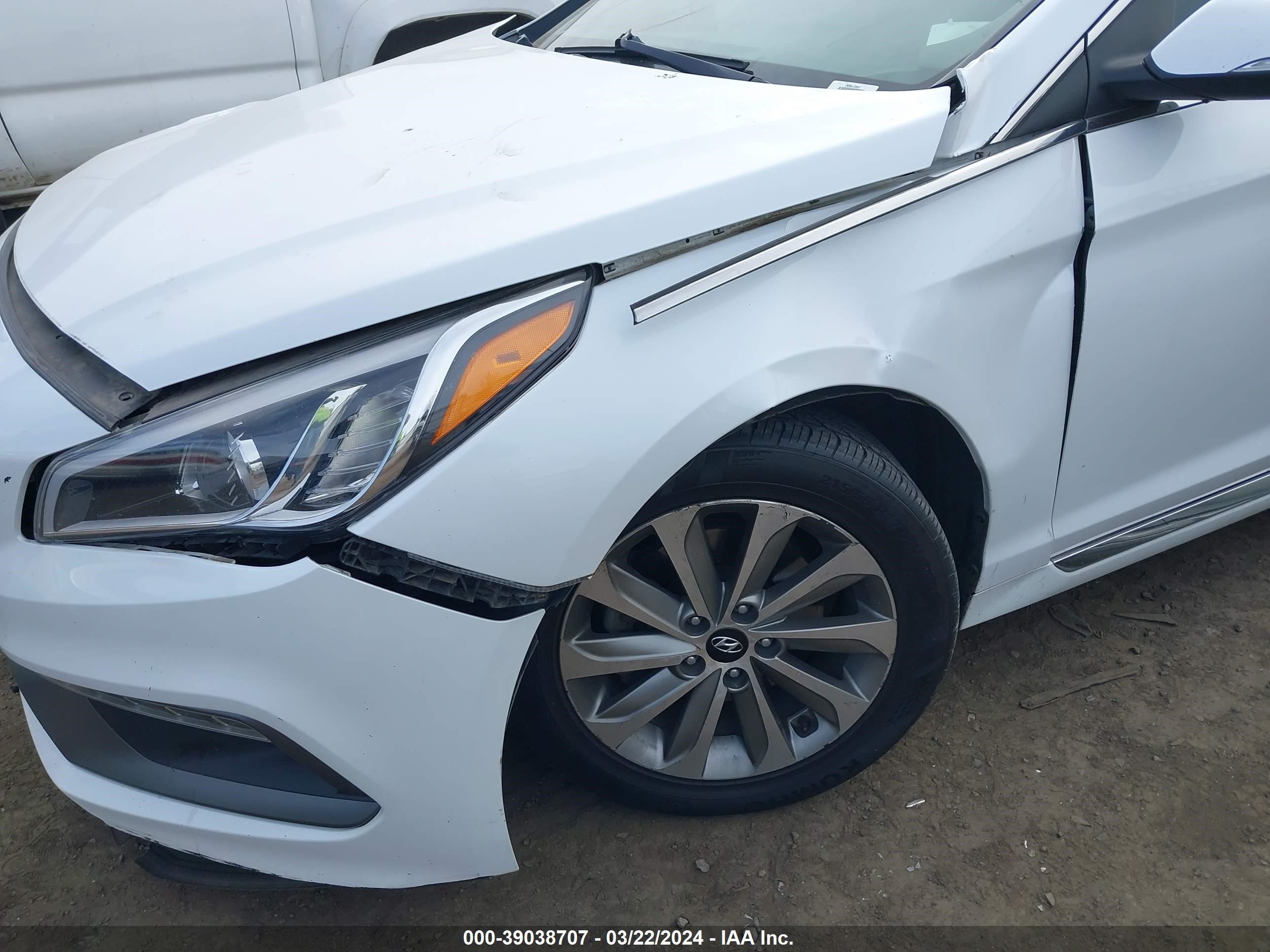 Photo 13 VIN: 5NPE34AF1HH560342 - HYUNDAI SONATA 