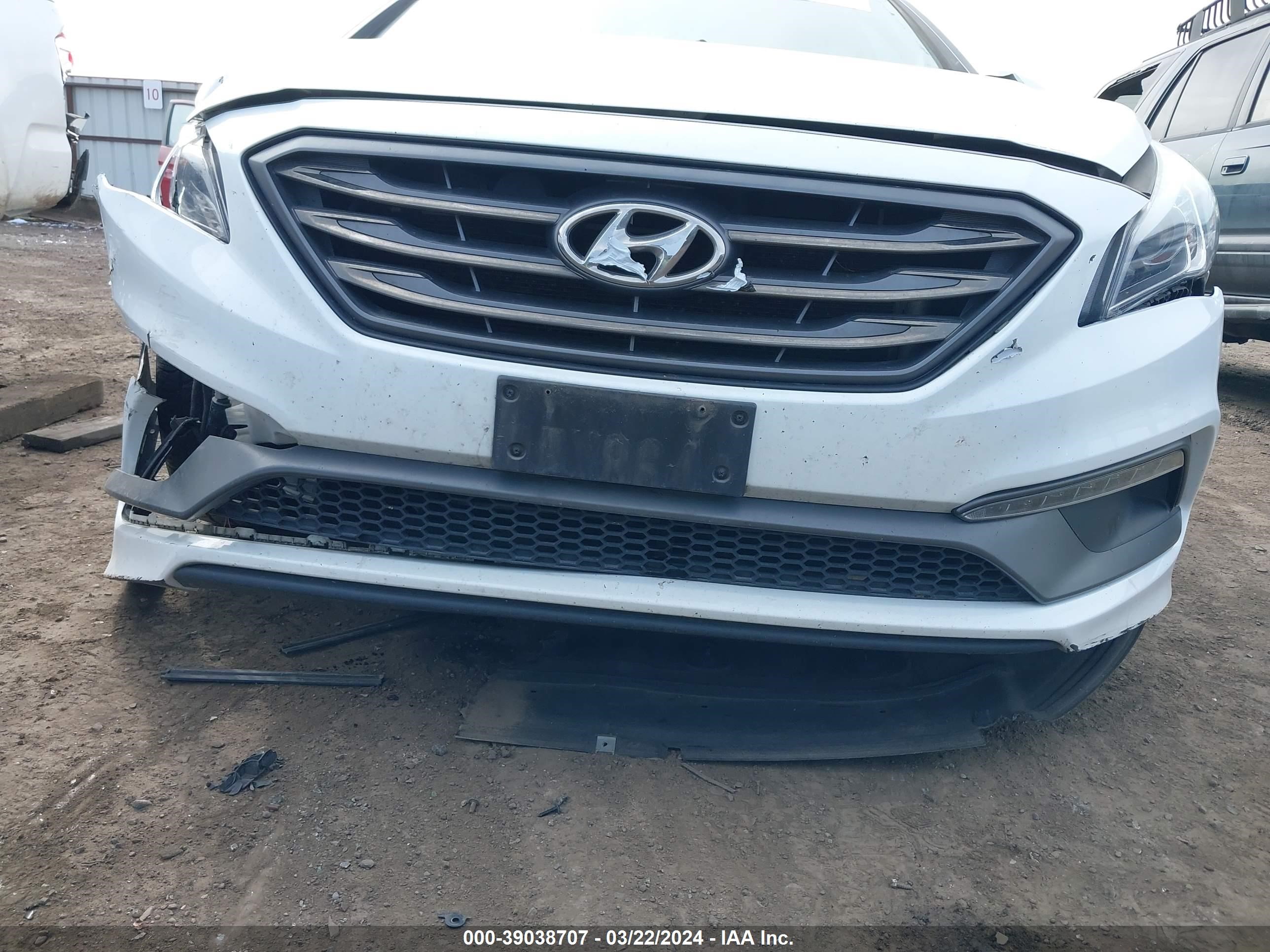 Photo 5 VIN: 5NPE34AF1HH560342 - HYUNDAI SONATA 