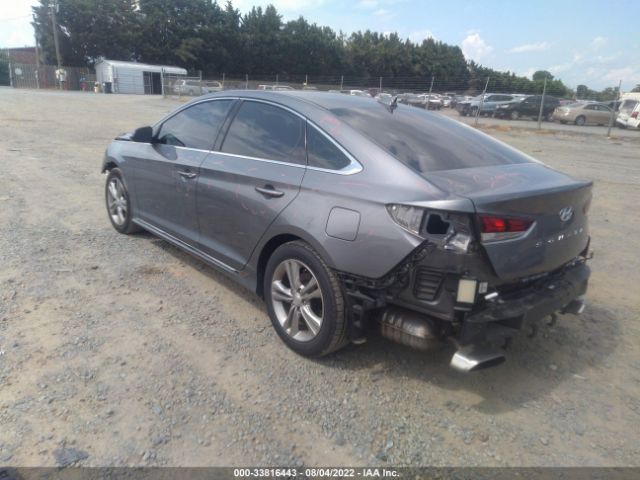 Photo 2 VIN: 5NPE34AF1JH622327 - HYUNDAI SONATA 