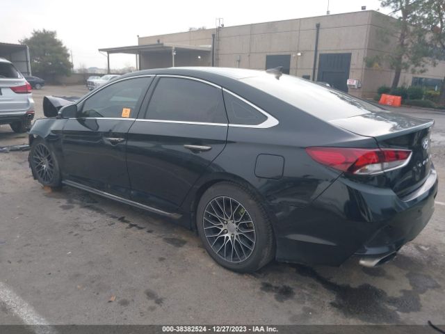 Photo 2 VIN: 5NPE34AF1JH624594 - HYUNDAI SONATA 