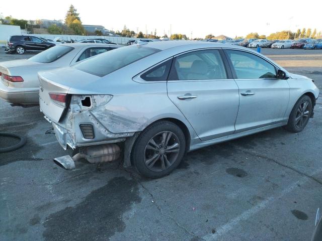 Photo 2 VIN: 5NPE34AF1JH630640 - HYUNDAI SONATA SPO 