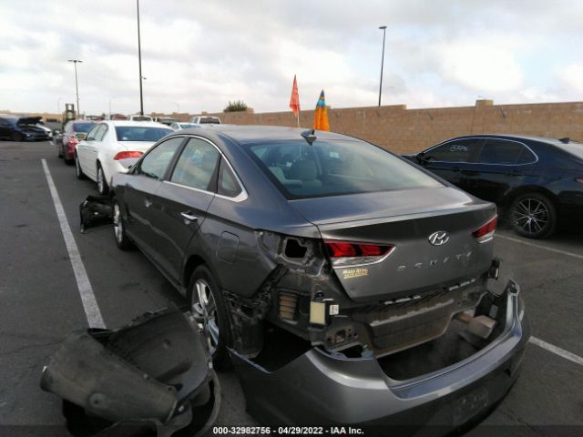 Photo 2 VIN: 5NPE34AF1JH652203 - HYUNDAI SONATA 