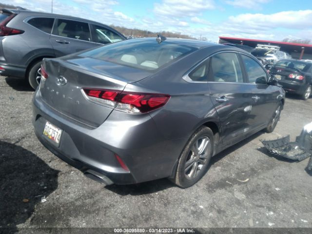 Photo 3 VIN: 5NPE34AF1JH655604 - HYUNDAI SONATA 