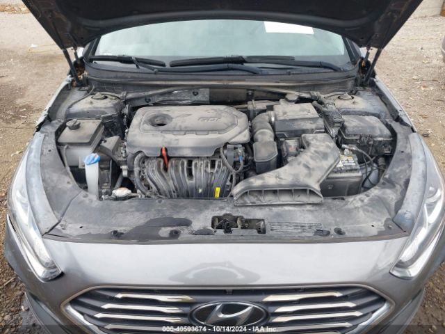 Photo 9 VIN: 5NPE34AF1JH663279 - HYUNDAI SONATA 