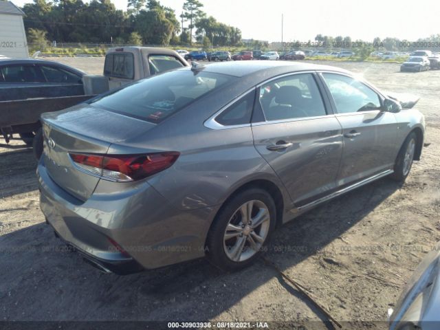 Photo 3 VIN: 5NPE34AF1JH668045 - HYUNDAI SONATA 