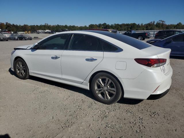 Photo 1 VIN: 5NPE34AF1JH668935 - HYUNDAI SONATA SPO 