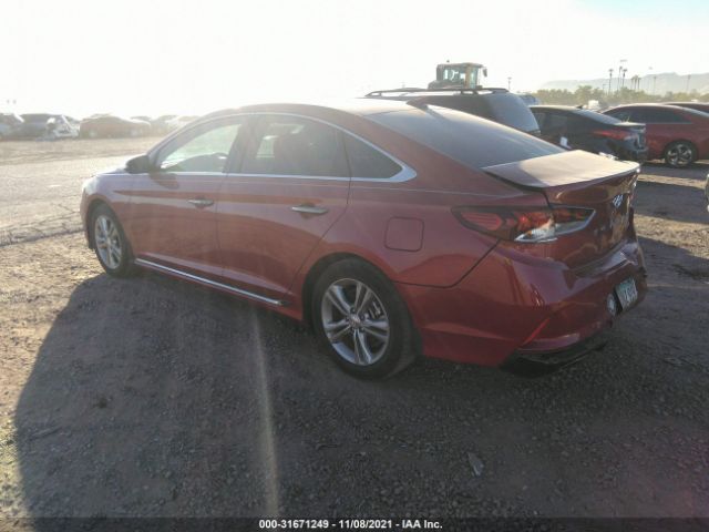 Photo 2 VIN: 5NPE34AF1JH704767 - HYUNDAI SONATA 