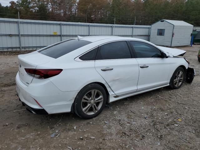 Photo 2 VIN: 5NPE34AF1JH715087 - HYUNDAI SONATA SPO 