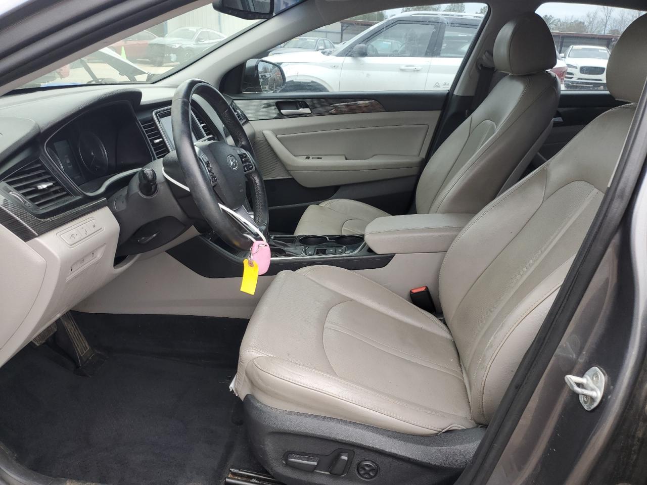 Photo 6 VIN: 5NPE34AF1JH720337 - HYUNDAI SONATA 