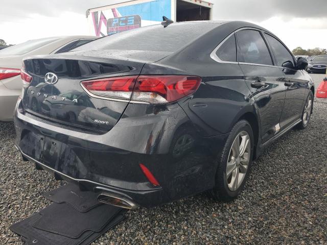 Photo 2 VIN: 5NPE34AF1JH723089 - HYUNDAI SONATA SPO 