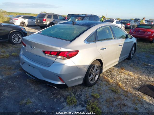 Photo 3 VIN: 5NPE34AF1KH729542 - HYUNDAI SONATA 