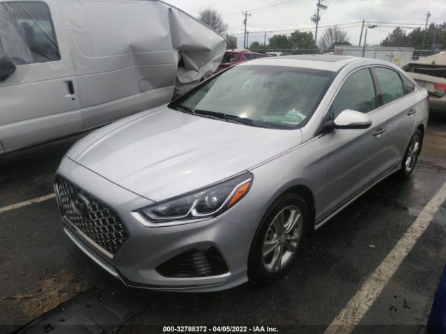 Photo 1 VIN: 5NPE34AF1KH730349 - HYUNDAI SONATA 