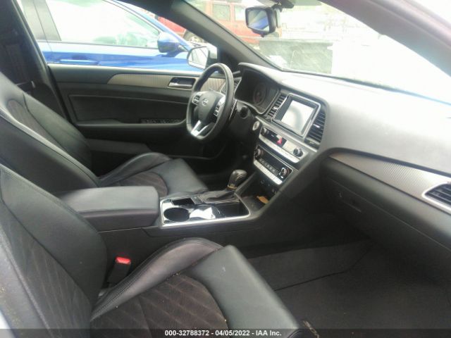 Photo 4 VIN: 5NPE34AF1KH730349 - HYUNDAI SONATA 