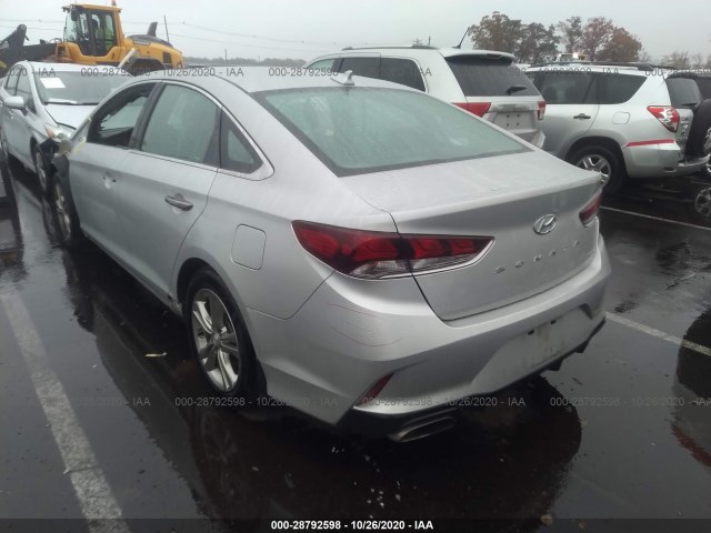 Photo 2 VIN: 5NPE34AF1KH764081 - HYUNDAI SONATA 