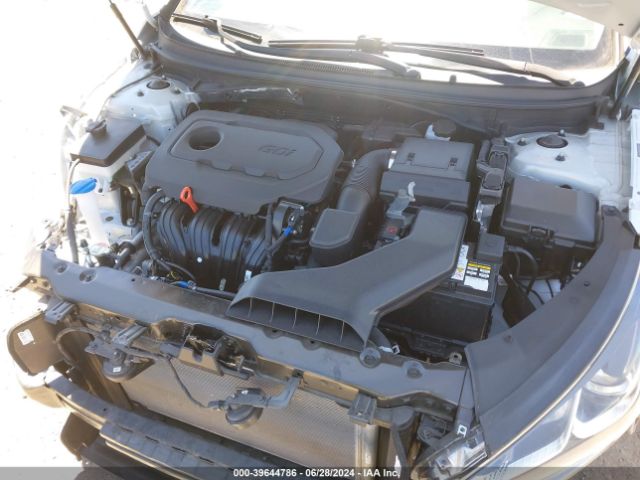 Photo 9 VIN: 5NPE34AF1KH767773 - HYUNDAI SONATA 