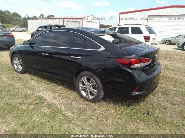 Photo 2 VIN: 5NPE34AF1KH767790 - HYUNDAI SONATA 