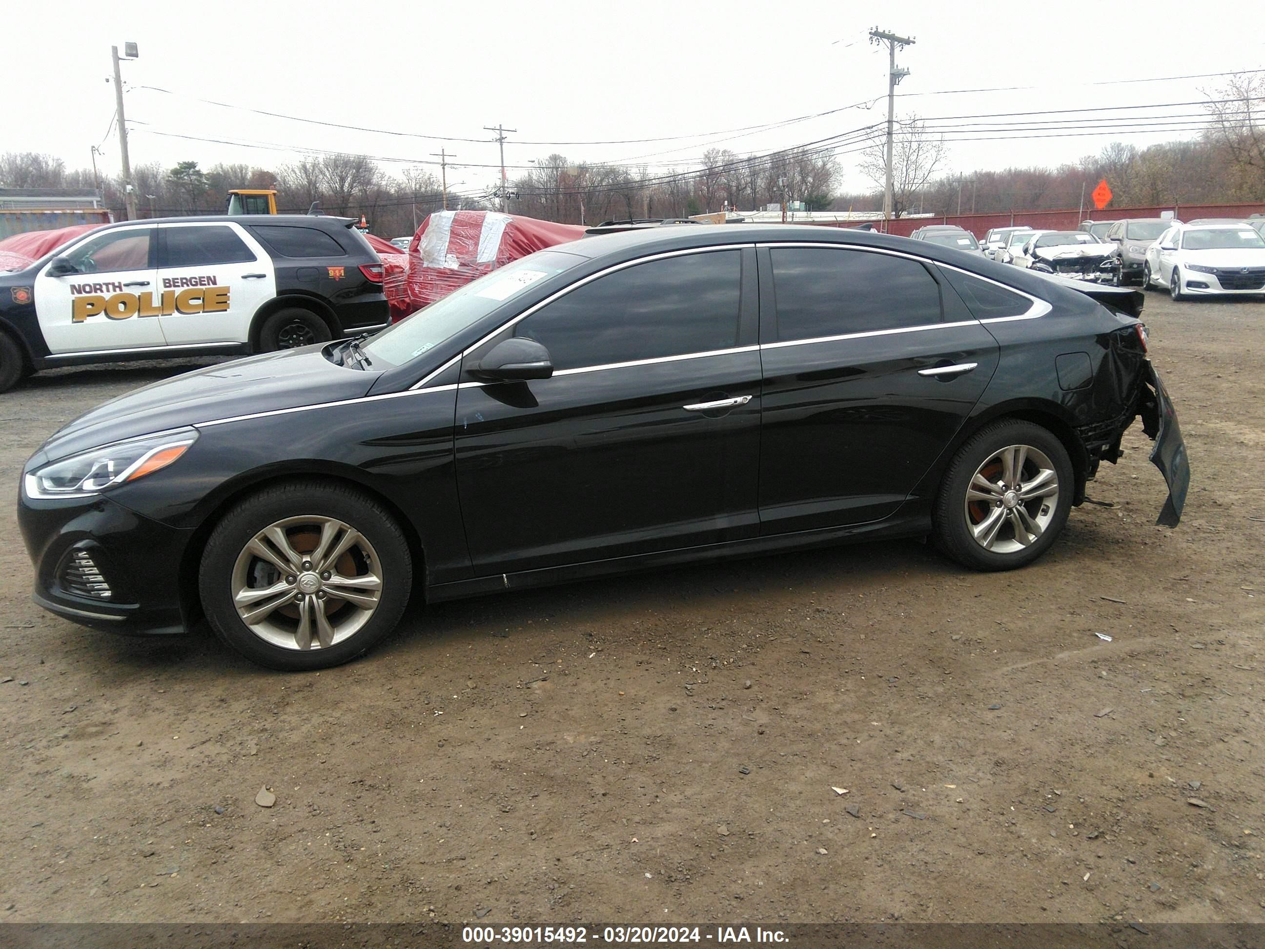 Photo 13 VIN: 5NPE34AF1KH783973 - HYUNDAI SONATA 