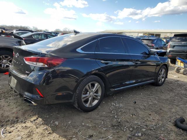 Photo 2 VIN: 5NPE34AF1KH797176 - HYUNDAI SONATA 