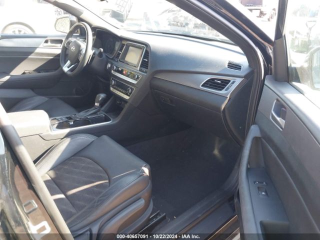 Photo 4 VIN: 5NPE34AF1KH803638 - HYUNDAI SONATA 