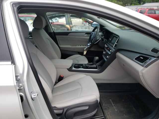 Photo 4 VIN: 5NPE34AF1KH812906 - HYUNDAI SONATA LIM 