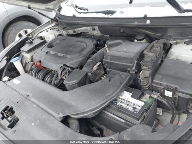 Photo 9 VIN: 5NPE34AF2FH044231 - HYUNDAI SONATA 