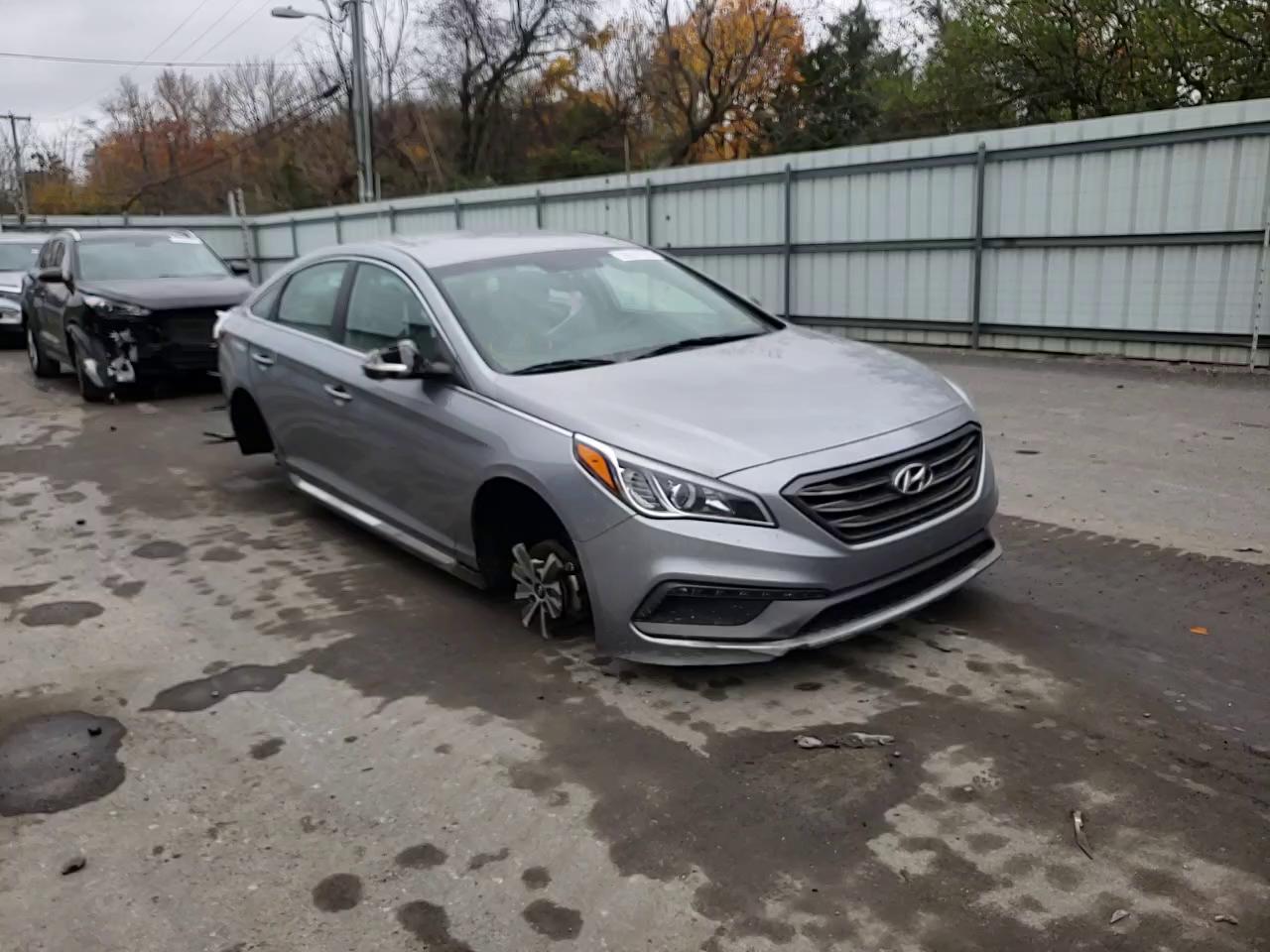 Photo 10 VIN: 5NPE34AF2FH068190 - HYUNDAI SONATA SPO 