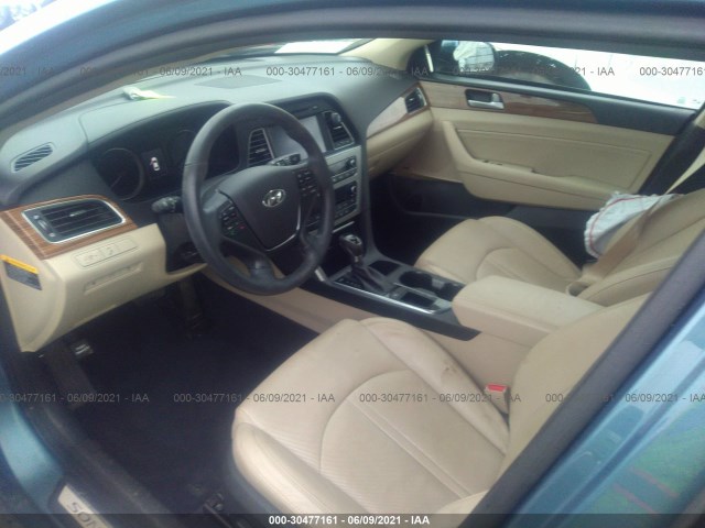 Photo 4 VIN: 5NPE34AF2FH069145 - HYUNDAI SONATA 