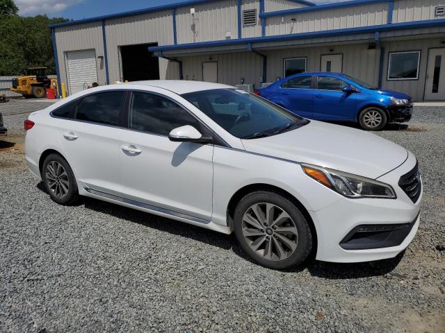 Photo 3 VIN: 5NPE34AF2FH088844 - HYUNDAI SONATA 