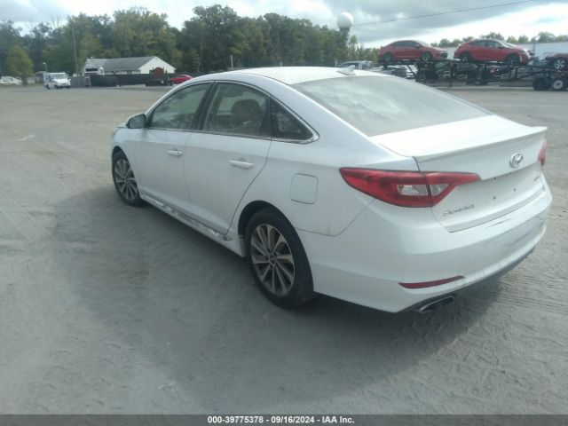 Photo 2 VIN: 5NPE34AF2FH100796 - HYUNDAI SONATA 